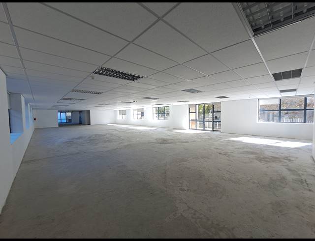 6,300M² OFFICE TO LET IN ILLOVO